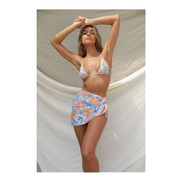 Stone Fox Selma Sarong in Tropical Lily NWT - Picture 1 of 7